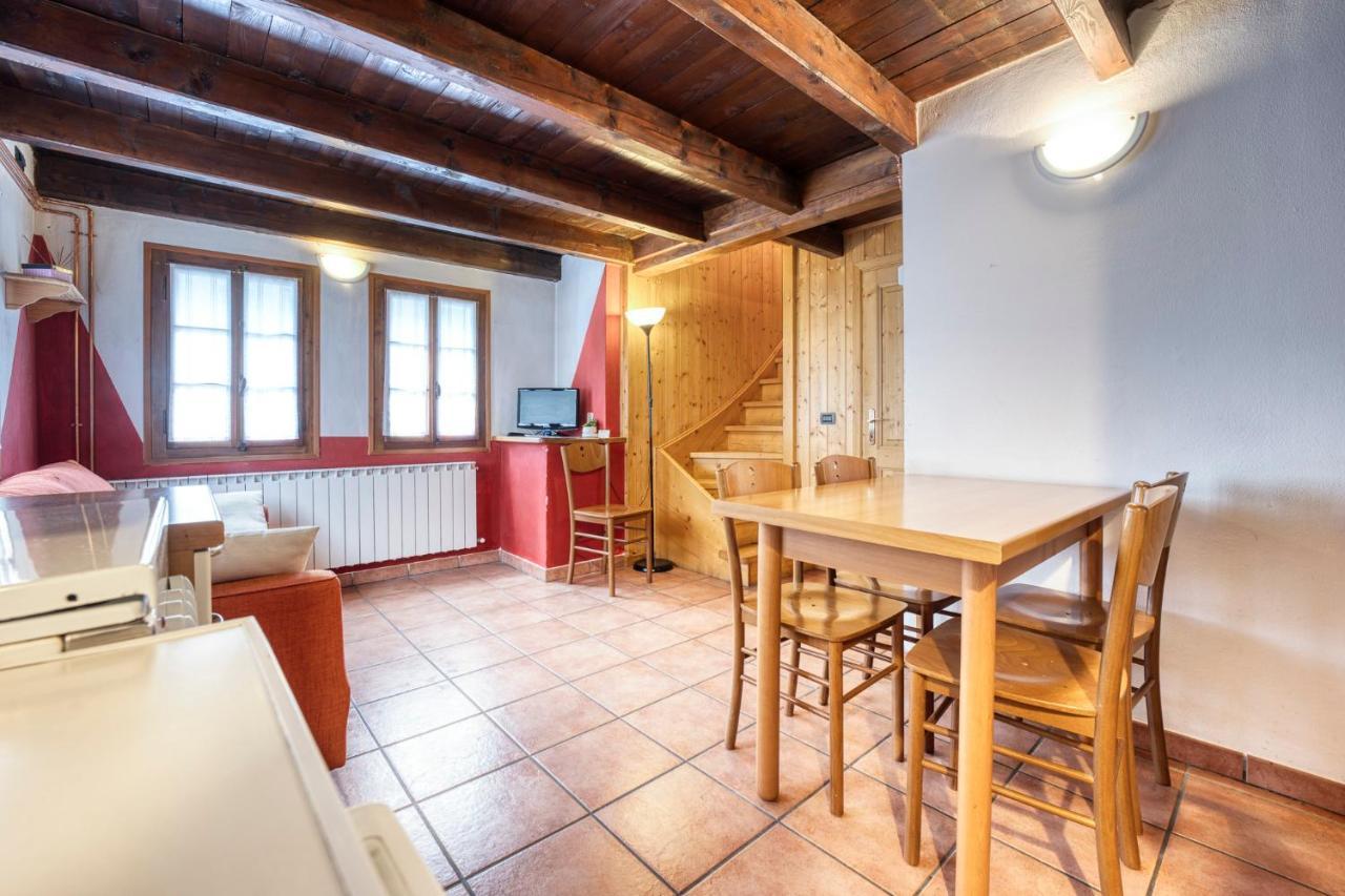 Incanto Walser Apartments Ronco マクニャーガ エクステリア 写真