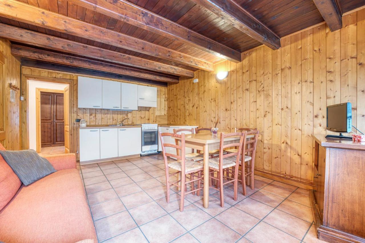 Incanto Walser Apartments Ronco マクニャーガ エクステリア 写真