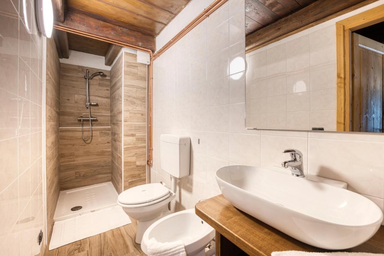 Incanto Walser Apartments Ronco マクニャーガ エクステリア 写真
