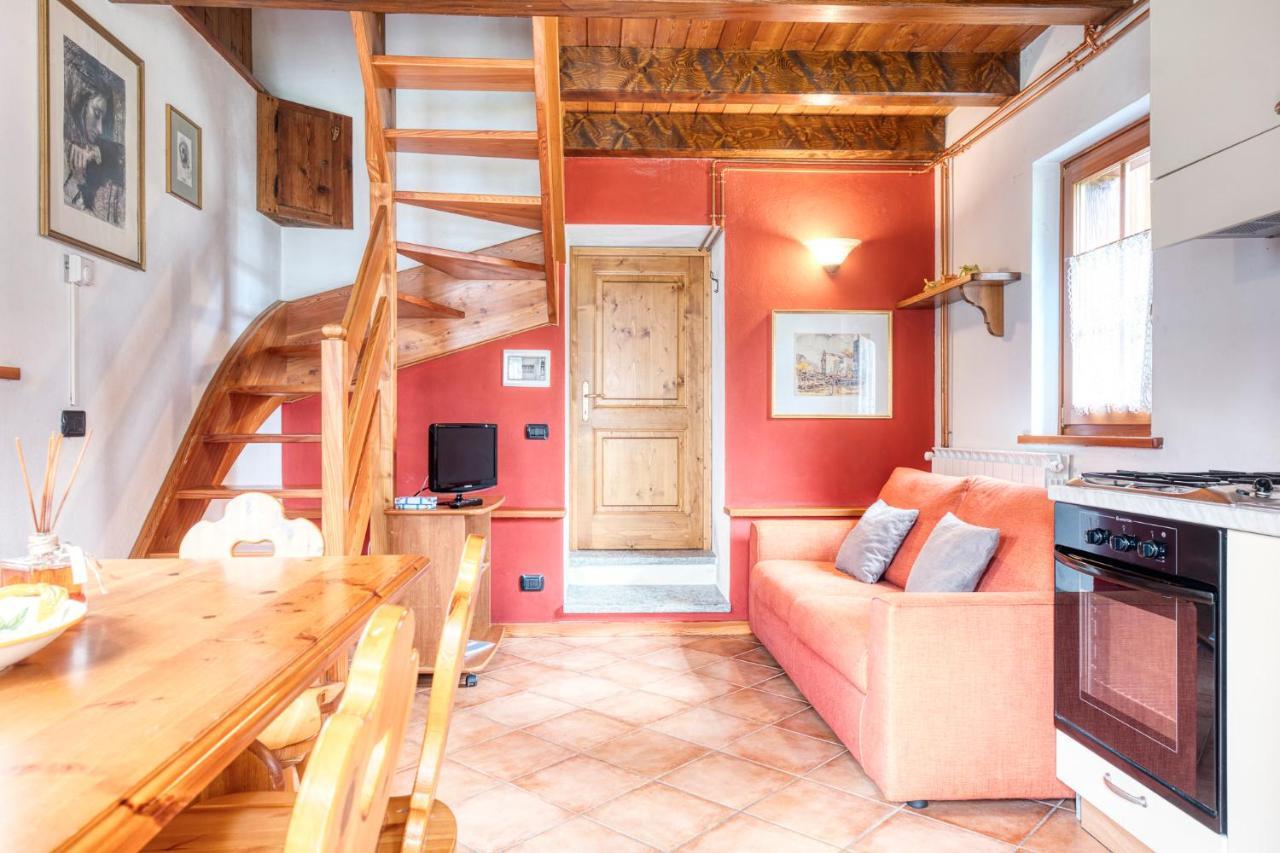 Incanto Walser Apartments Ronco マクニャーガ エクステリア 写真