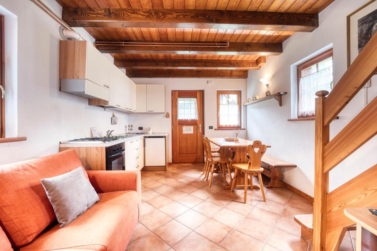 Incanto Walser Apartments Ronco マクニャーガ エクステリア 写真