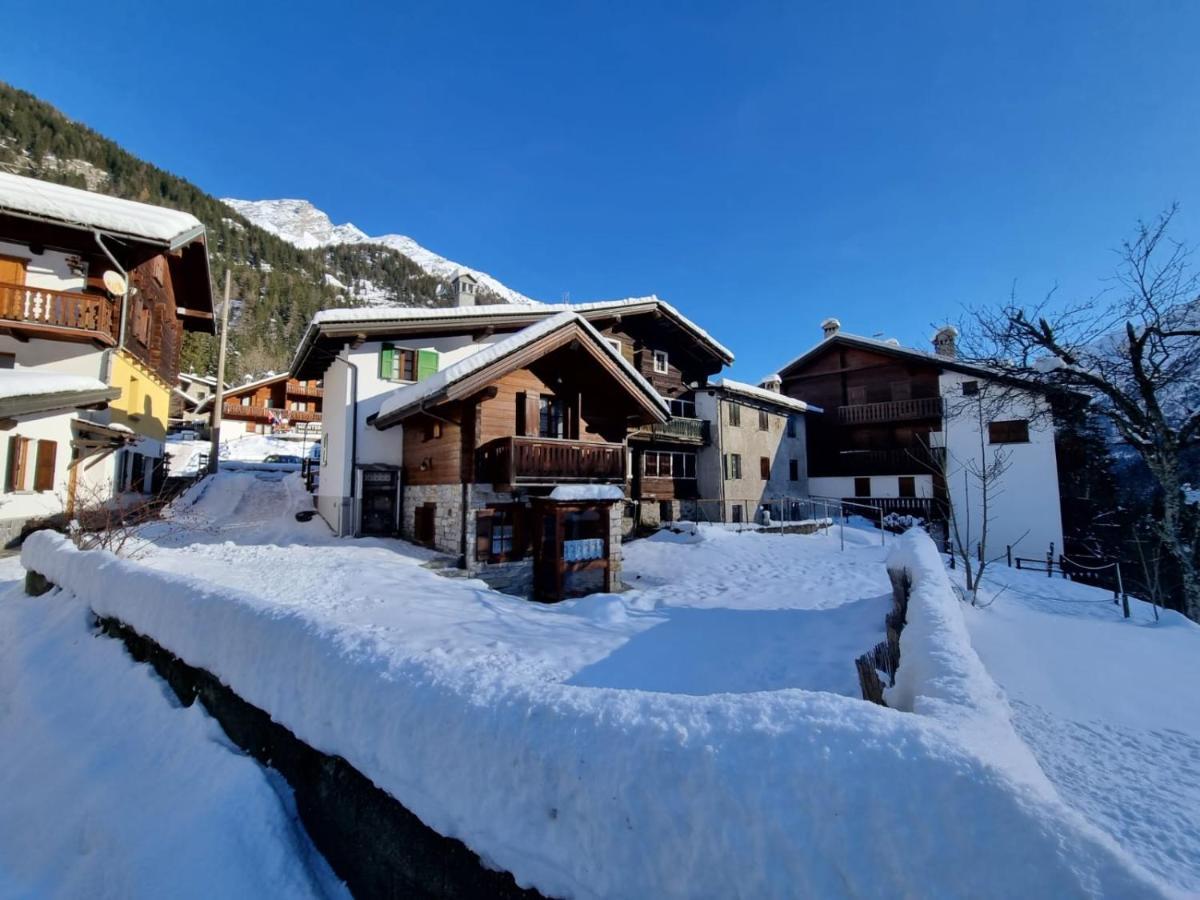 Incanto Walser Apartments Ronco マクニャーガ エクステリア 写真