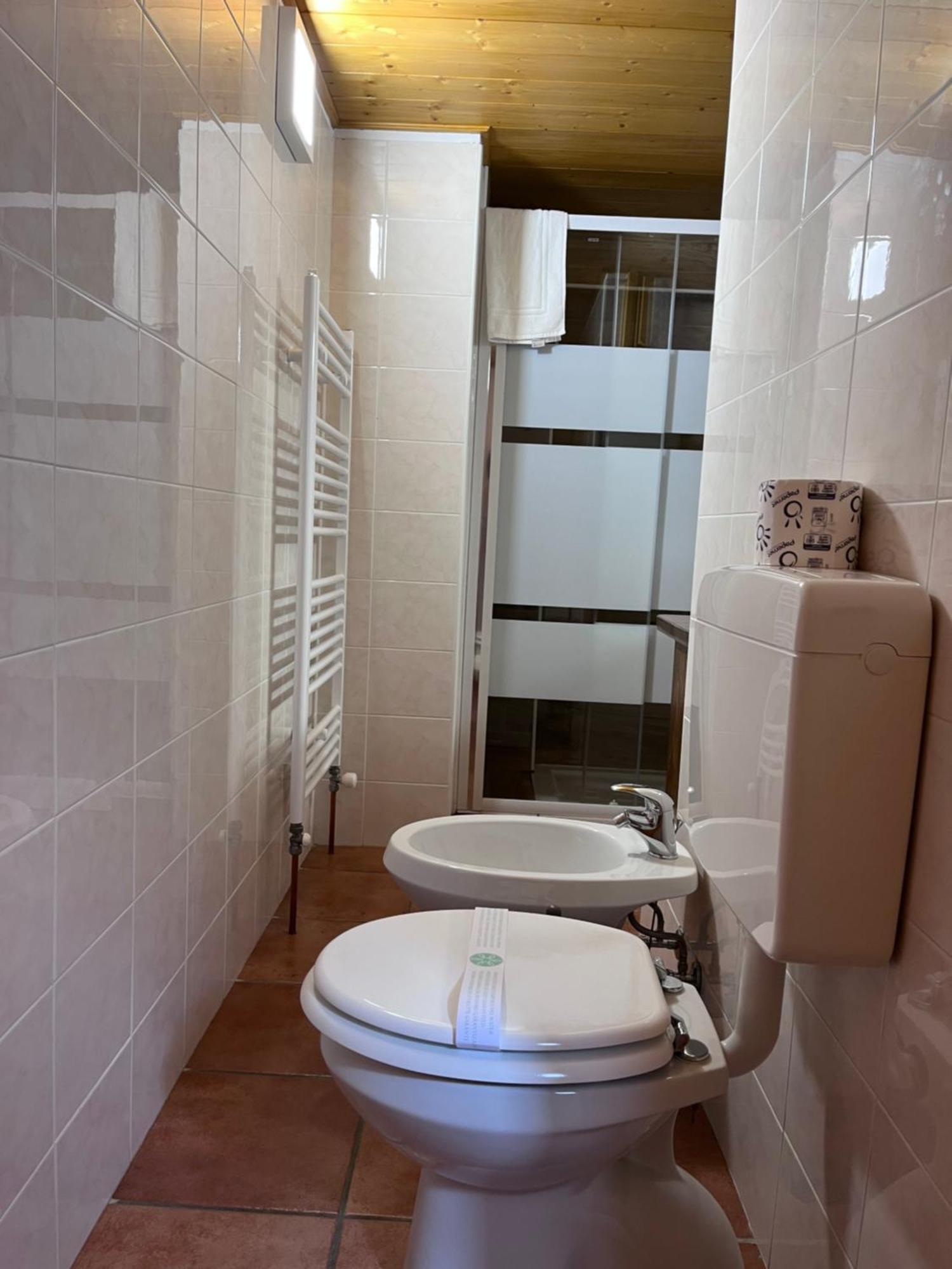 Incanto Walser Apartments Ronco マクニャーガ エクステリア 写真