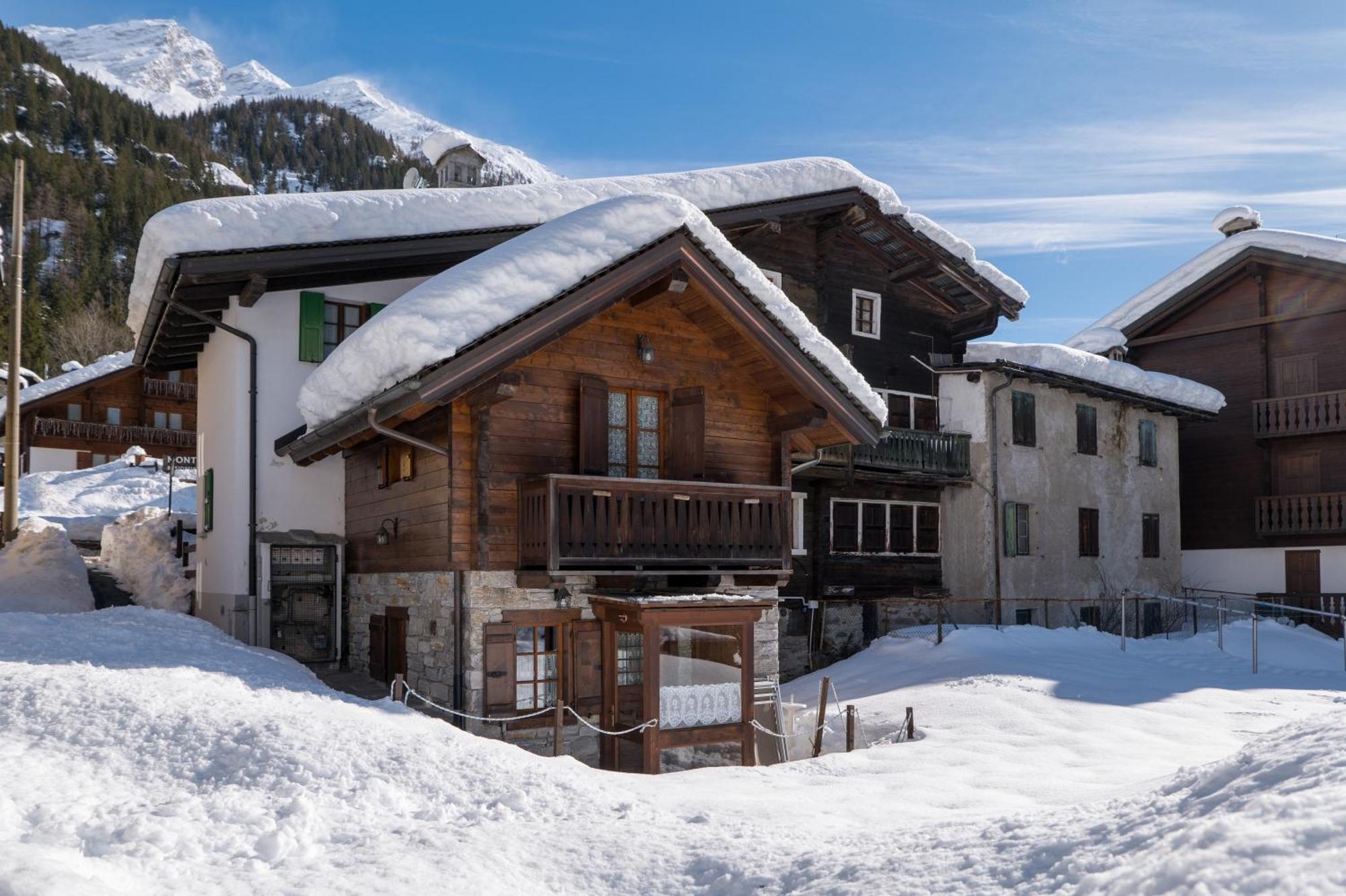 Incanto Walser Apartments Ronco マクニャーガ エクステリア 写真